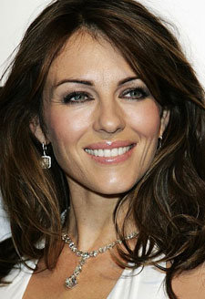 Elizabeth Hurley anuncia su separación