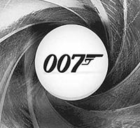 Sam Mendes sigue al frente de James Bond