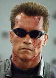 Arnold Schwarzenegger interesado en tres guiones