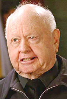 Mickey Rooney, en defensa de los ancianos