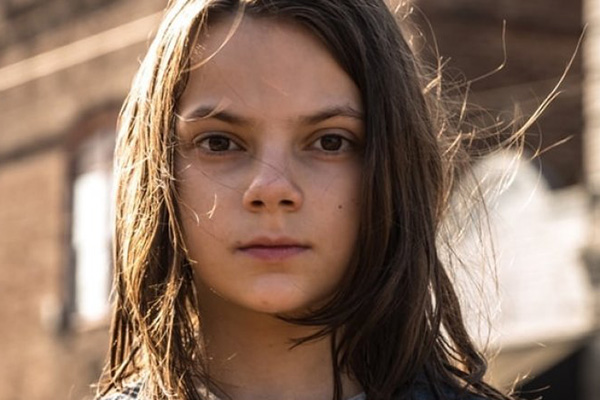 La niña de “Logan”, fichada para la miniserie “La materia oscura” junto a Lin-Manuel Miranda