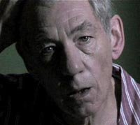 Ian McKellen en una de zombies