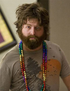 Zach Galifianakis es "amable" con January Jones