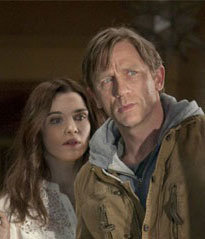 007 se casa con Rachel Weisz