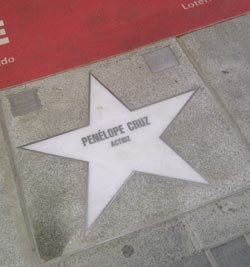 Inaugurada la calle de las estrellas