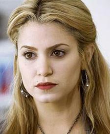 La "vampira" Nikki Reed, comprometida
