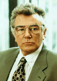 Albert Finney y Joan Allen regresan a la saga de Bourne