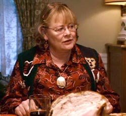 Shirley Knight: atrapada en el ascensor