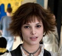 Ashley Greene en la versión femenina de “Oliver Twist”