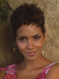 Halle Berry se rompe el pie en Mallorca