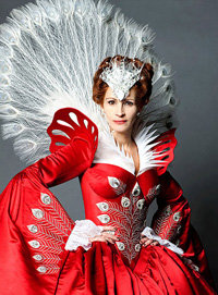Primeras fotos de Julia Roberts como madrastra de Blancanieves