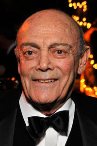 Ray Aghayan, modisto de Judy Garland y otras estrellas