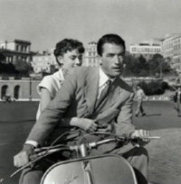 WGA reconoce a Dalton Trumbo su sitio en los títulos de crédito de "Vacaciones en Roma"