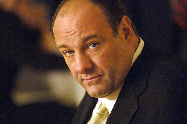 El creador de “Los Soprano” sorprende con el anuncio de una precuela para el cine