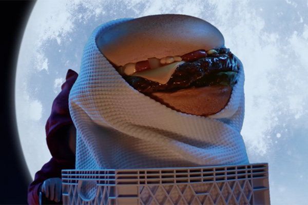 Ñam, ñam, oh, oh: A Steven Spielberg no le gustan las SpielHamburguesas