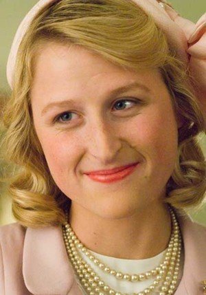 Mamie Gummer detective con sobrepeso
