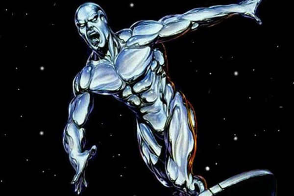 De la política a los superhéroes: Adam McKay podría hacer una película sobre “Silver Surfer”