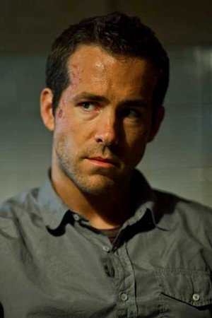 Ryan Reynolds oye voces