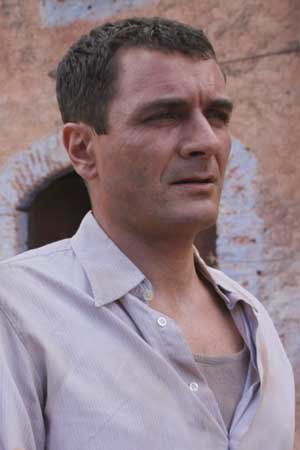 Lola Dueñas y Álex Brendemühl, lección de Historia sobre Amadeo de Saboya