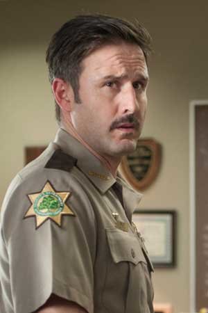 David Arquette, Lauren Holly, Tom Skerritt y los cadetes confederados