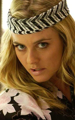 Alicia Silverstone a las órdenes del creador de "Sexo en Nueva York"
