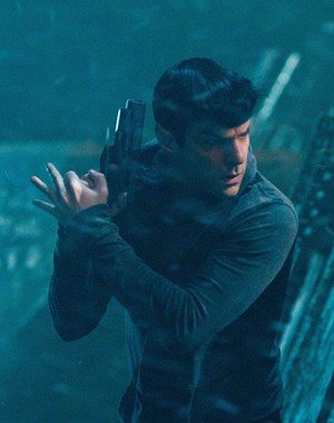 Aluvión de referencias friquis en "Star Trek: En la oscuridad"