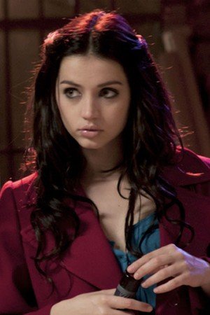 Ana de Armas entre besos y mentiras