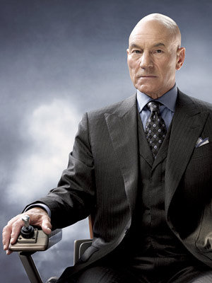 Patrick Stewart, uno de los X-Men, se casa con Sunny Ozell, a la que dobla en edad