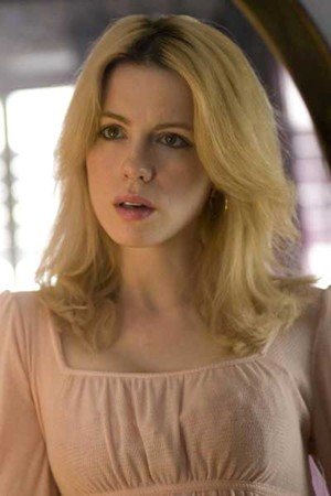 Kate Beckinsale en la mansión del terror