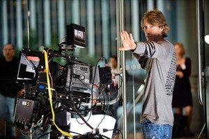 Michael Bay, atacado en Hong Kong durante el rodaje de “Transformers 4”