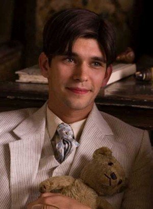 Ben Whishaw será Freddy Mercury