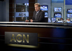 La actualidad reciente manda en el cine y las series: The Newsroom, Jobs, Dentro de Wikileaks