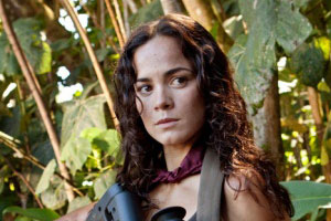"La reina del sur", de Arturo Pérez Reverte, tendrá versión televisiva en inglés con Alice Braga