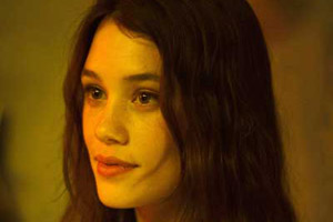 La actriz nacida en Barcelona Astrid Bergès Frisbey será la reina Ginebra de Guy Ritchie
