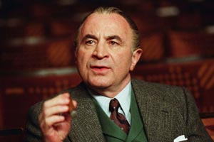 Bob Hoskins, el detective de Roger Rabbit