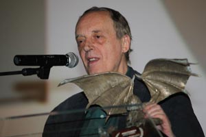 Dario Argento visita el Festival Nocturna y la española "La cueva" se lleva el premio principal