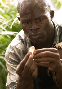 Djimon Hounsou comparte cartel con Leonardo DiCaprio en Diamante de sangre