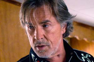 Don Johnson, patriarca de una localidad petrolera