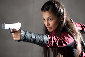 Charlie Cox ya tiene su Elektra para la serie "Daredevil"