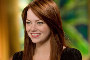 Emma Stone empuña la raqueta frente a Steve Carell