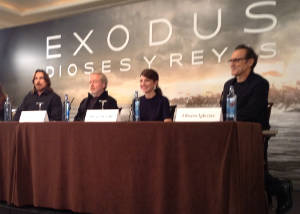 Ridley Scott afirma en la presentación de "Exodus" que la Ciudad de la Luz es el mejor estudio del mundo y que está infrautilizado