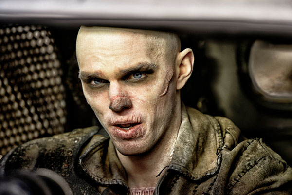 Nicholas Hoult dará vida en la pantalla al autor de "El guardián entre el centeno"
