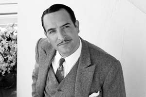 Jean Dujardin se enamora gracias a un teléfono móvil