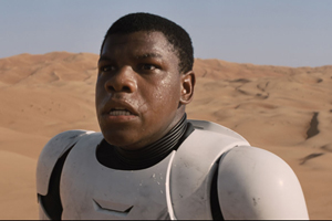 John Boyega responde a comentarios racistas tras su aparición en el teaser de "Star Wars: El despertar de la fuerza"