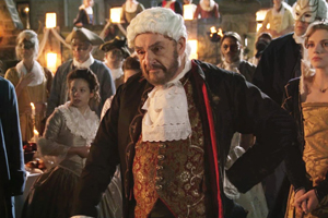 El actor de "En busca del Arca perdida" John Rhys-Davies vuelve al cine de aventuras batiendo el récord de estreno en salas bajo demanda