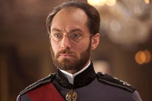 Jude Law mostrará su lado malvado en el nuevo film sobre el Rey Arturo de Guy Ritchie