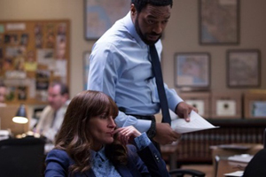 Primera imagen de Julia Roberts en el remake de "El secreto de sus ojos"