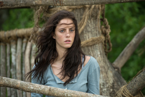 Kaya Scodelario será la protagonista femenina de la quinta entrega de "Piratas del Caribe"