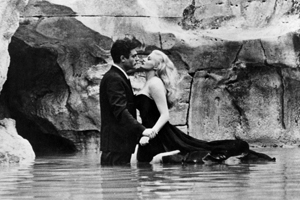 "La dolce vita" no se libra de la fiebre de los remakes