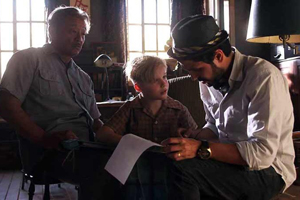 Eduardo Verástegui y el director de "Bella" exaltan los valores familiares con los productores de "La Biblia"
